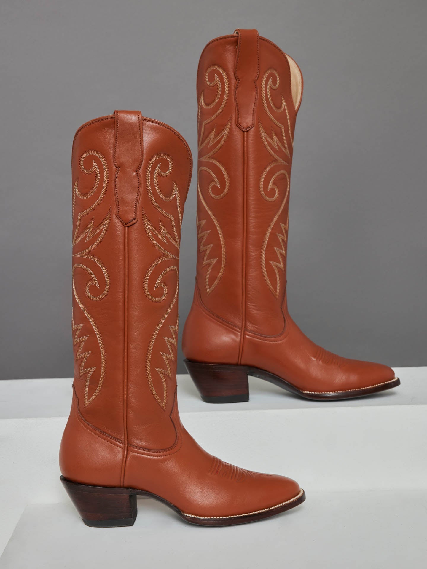 THE ALPINE BOOT - BROWN