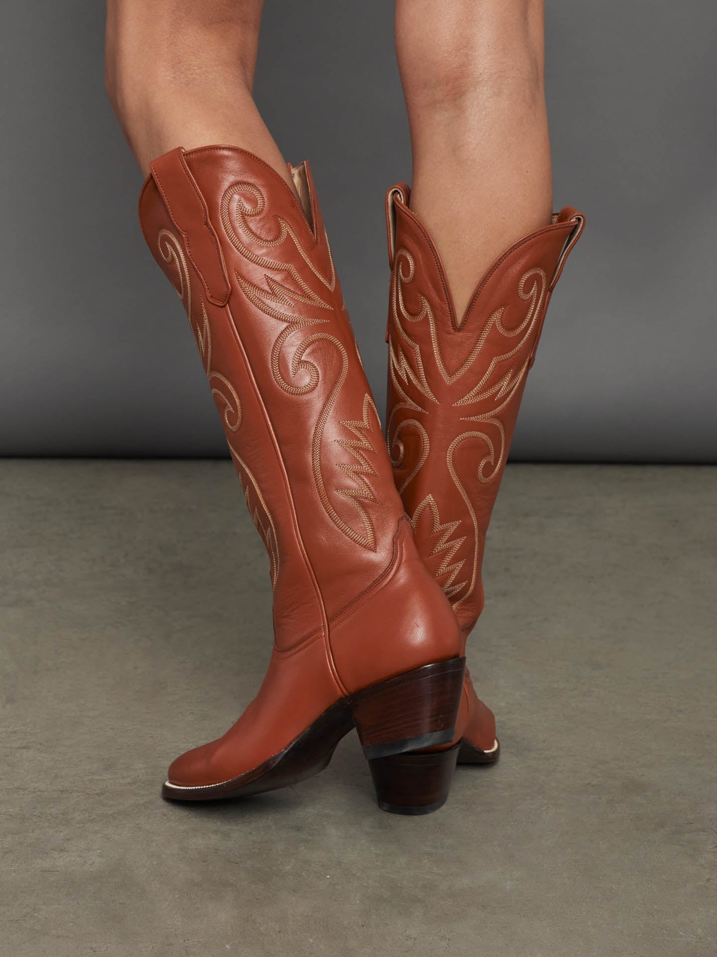 THE ALPINE BOOT - BROWN
