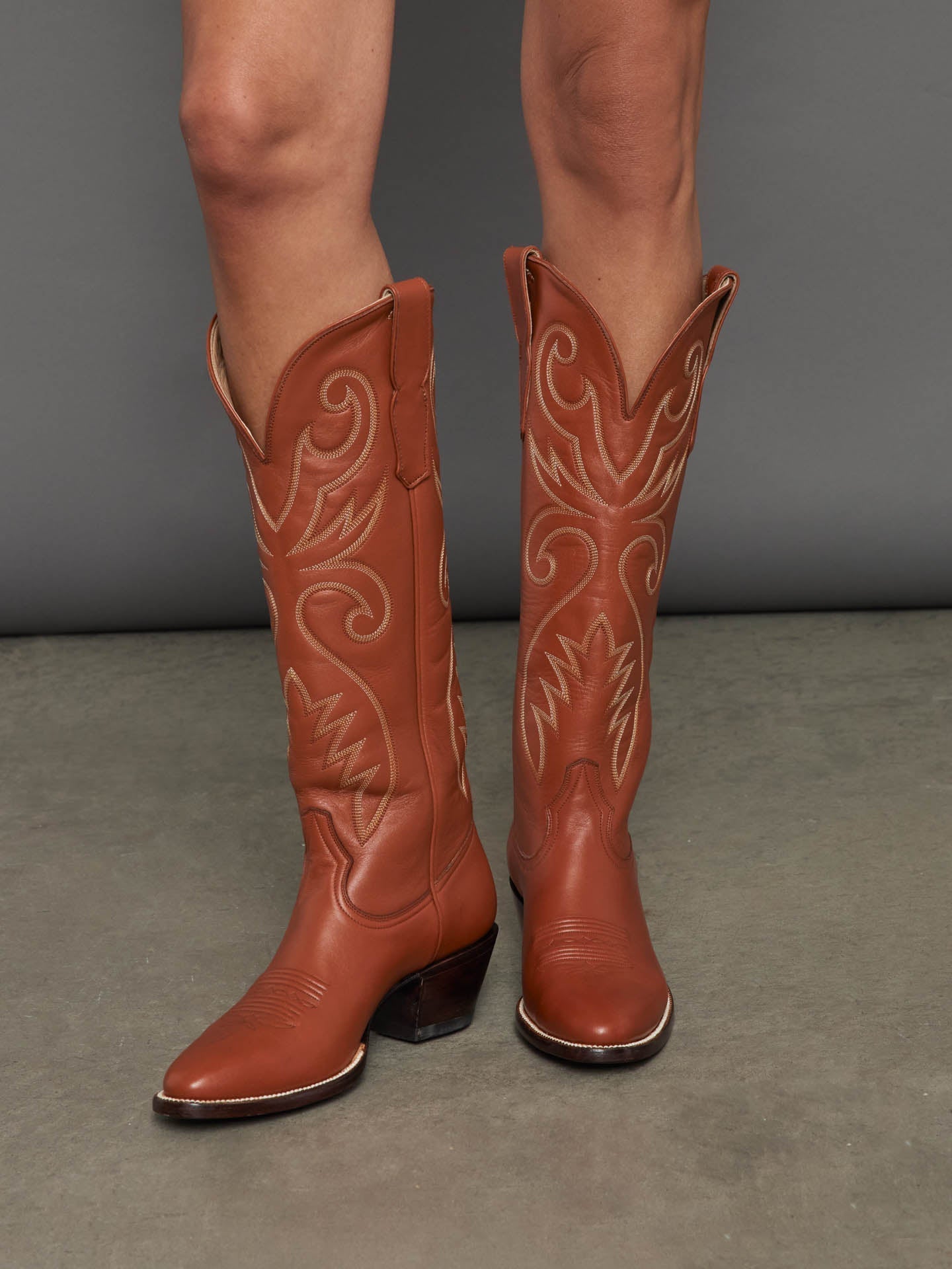 THE ALPINE BOOT - BROWN