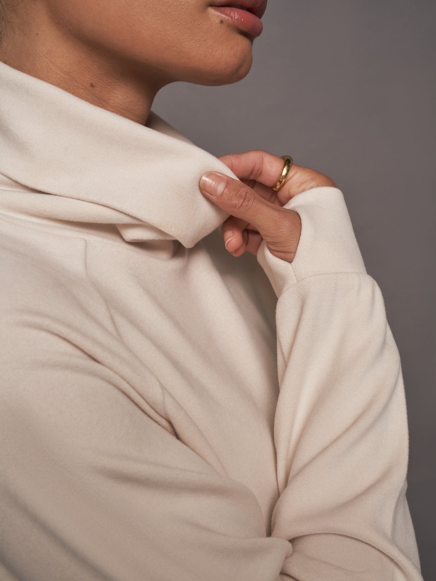Portland High Neck Midlayer - Grey